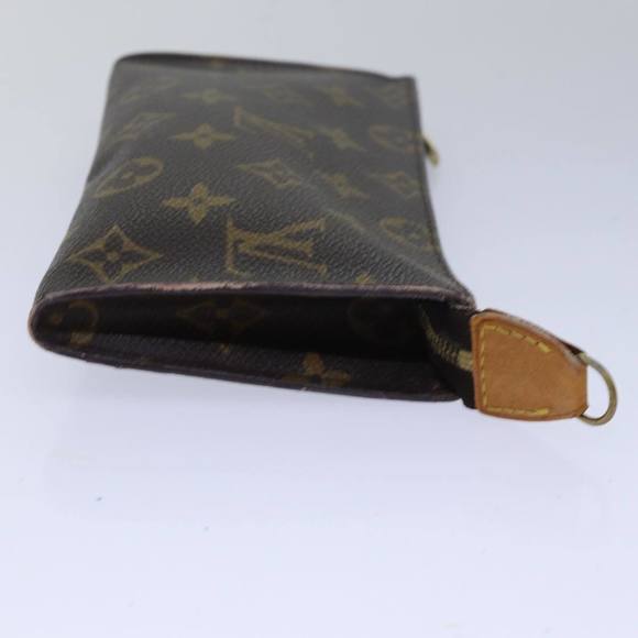 LOUIS VUITTON Monogram Bucket GM Pouch Accessory Pouch LV Auth 80022 - Picture 4 of 16